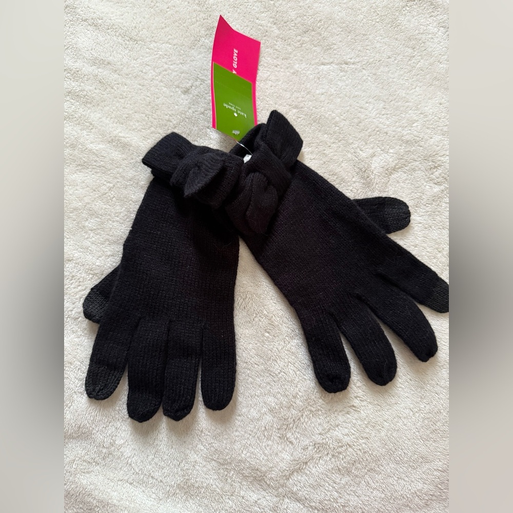 NWT Kate Spade Women's Bow Gloves Touchscreen Black Knit (One Size). - Picture 2 of 5